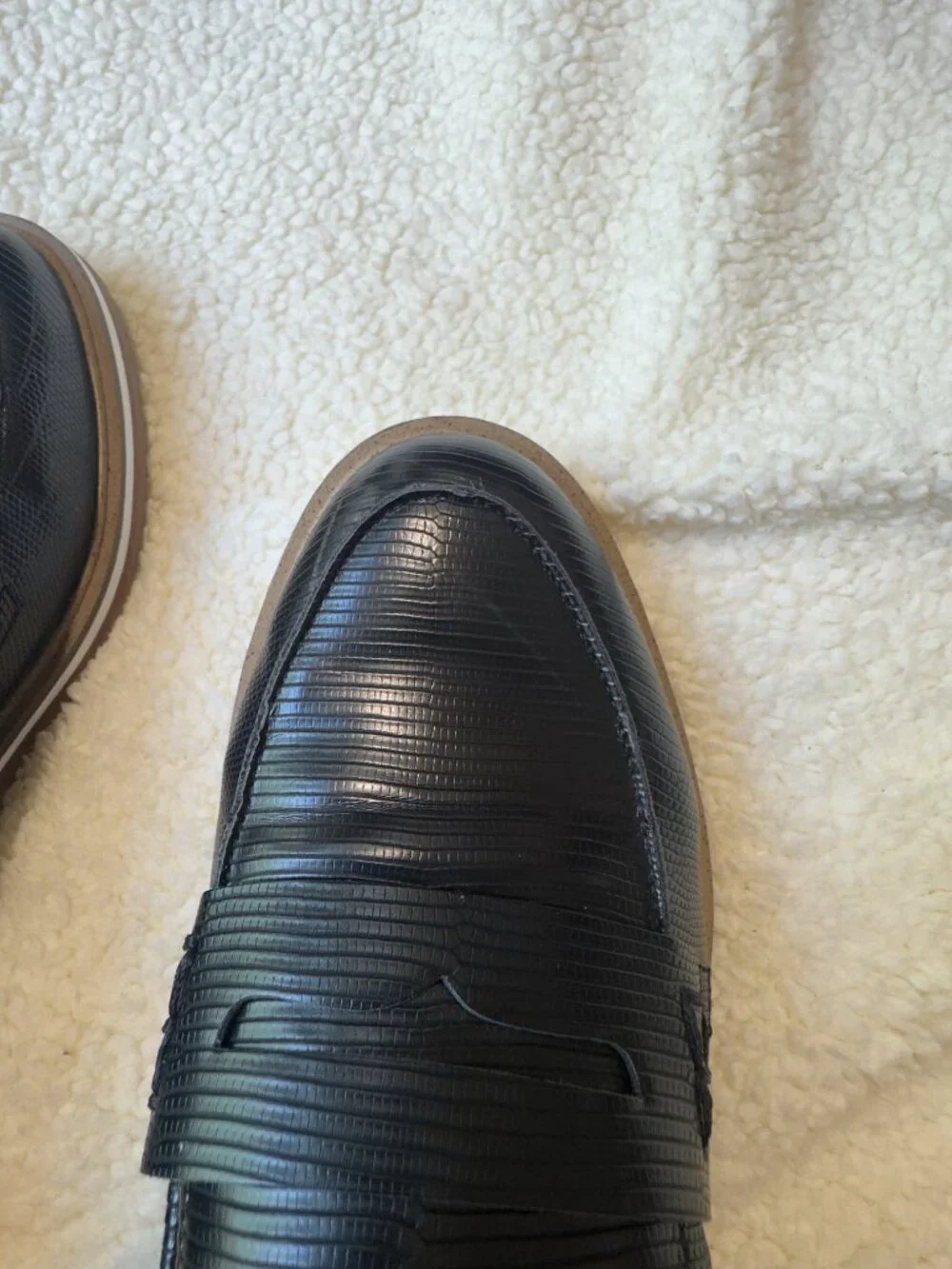 Kelly & Katie Black Lizard Embossed Penny Loafer Lug Sole Preppy Sz 8.5 - Picture 4 of 7